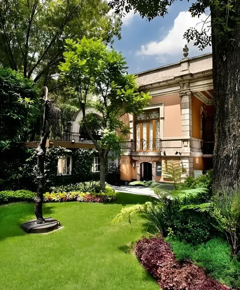 Casa Lamm gardens in Roma Norte, Mexico City